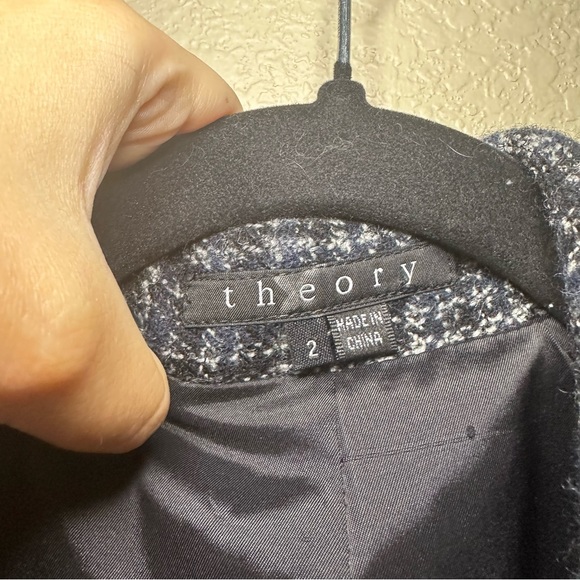 Theory Laseli Wool Tweed Blazer - Picture 7 of 7